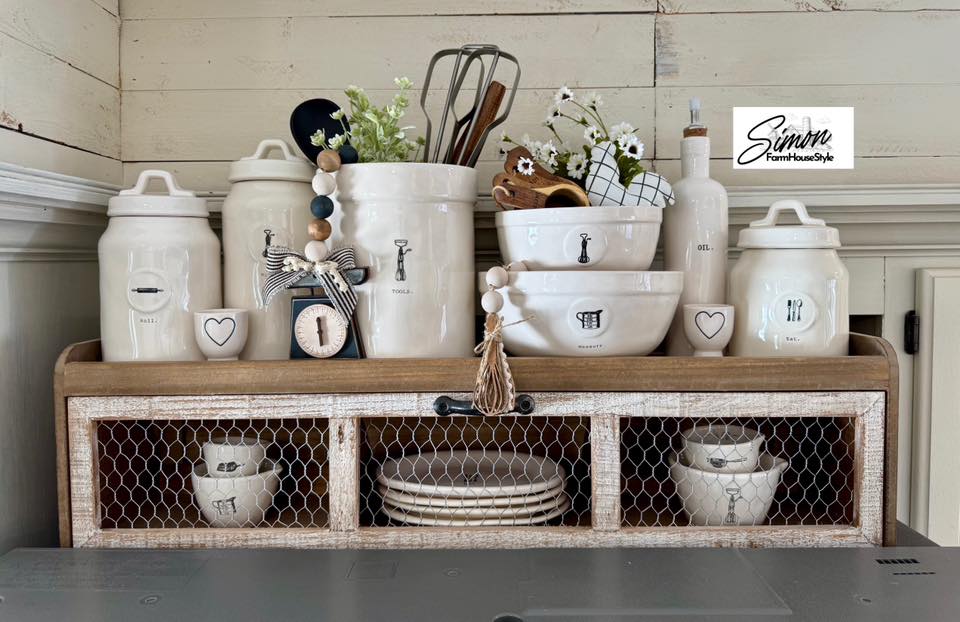 Kitchen Scale 3D Wood Bead Garland