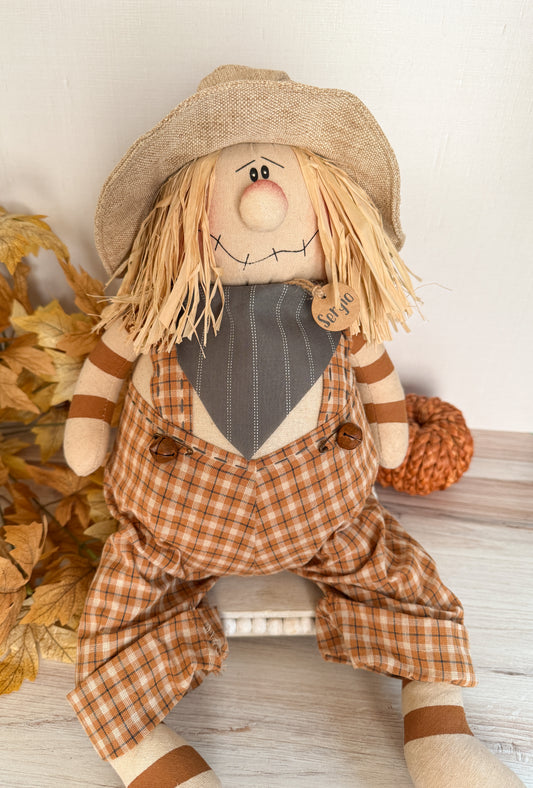 Sergio the Goofy Scarecrow - Honey & Me