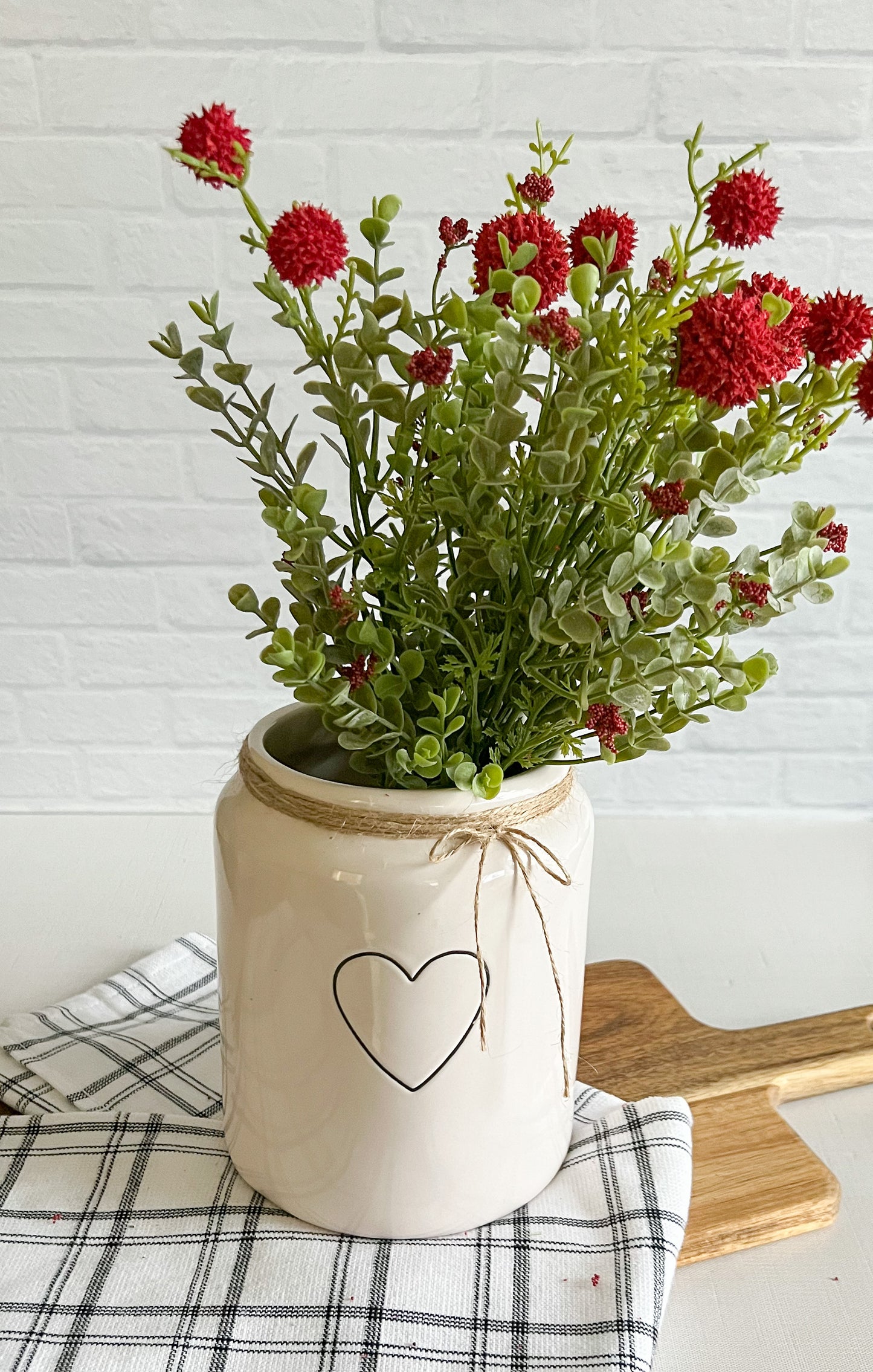 Red berry cluster garden pick
