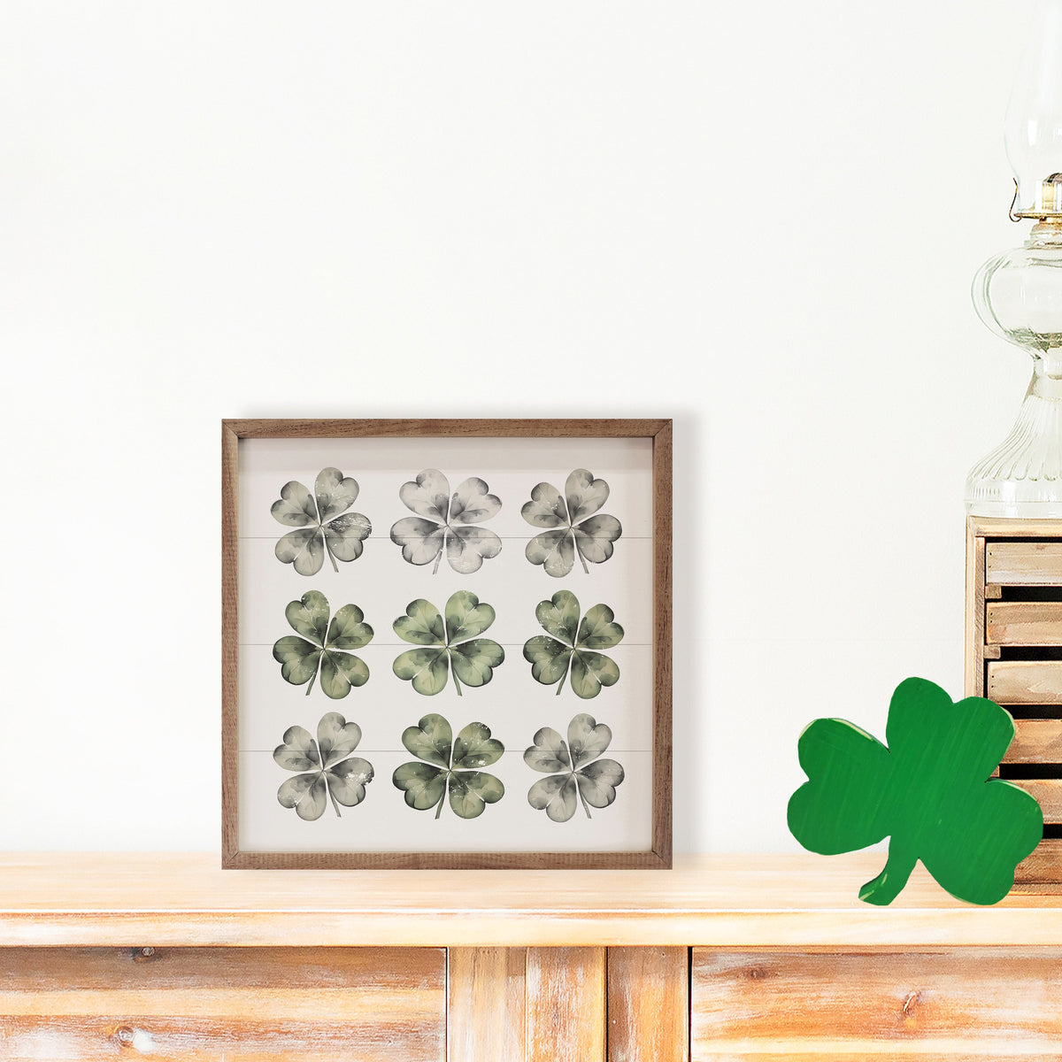 Nine Clovers White