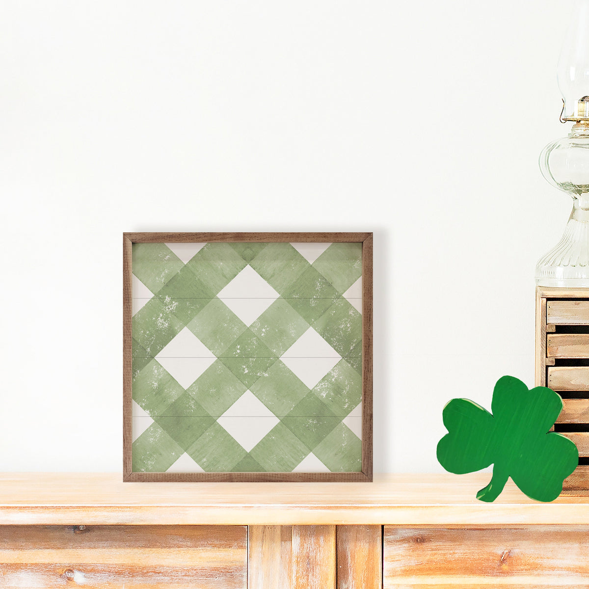 Pattern Green Plaid On White