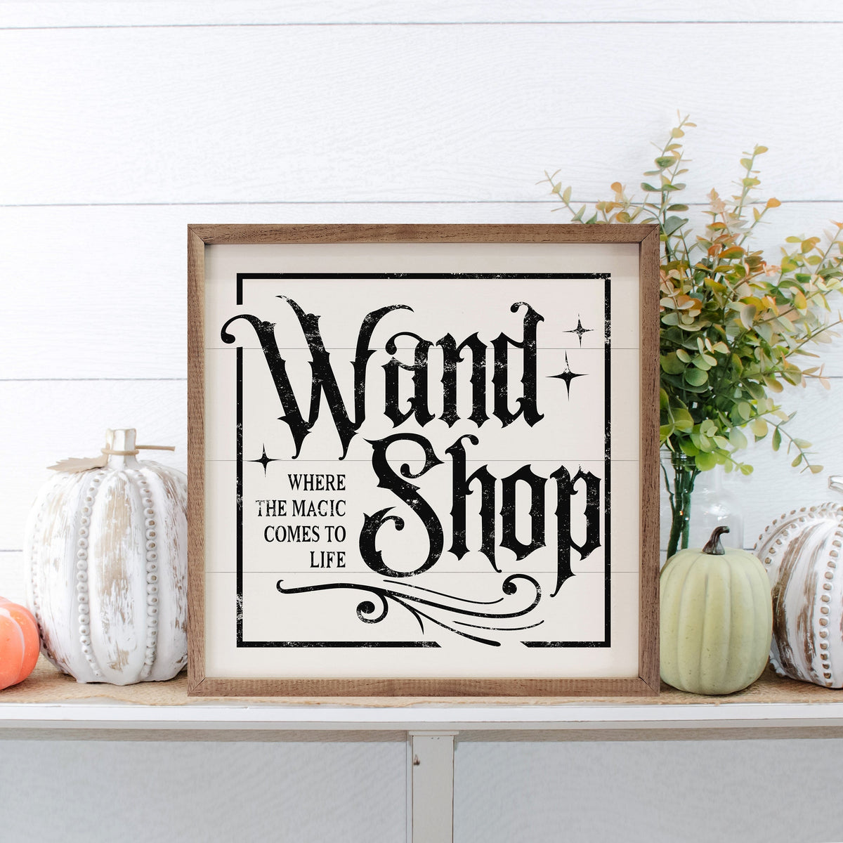 Wand Shop Border White