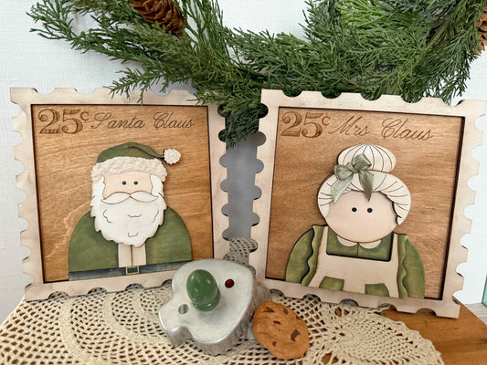 Santa & Mrs. Claus (GREEN)  3D postage wood sign
