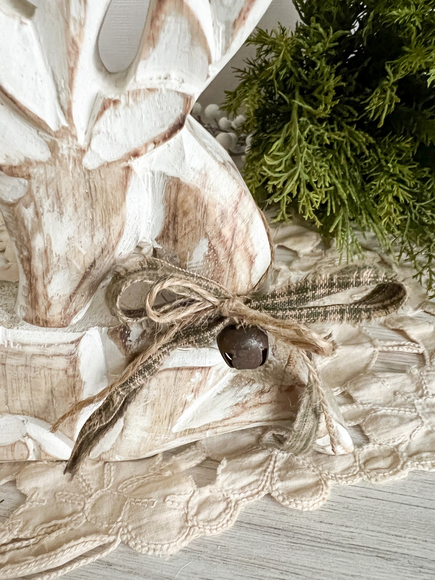 Whitewash Wooden Rustic Laying Reindeer 7"x7"