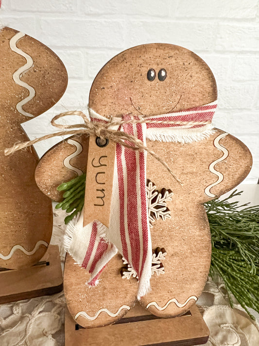 Christmas Gingerbread Shelf Sitter set of 2